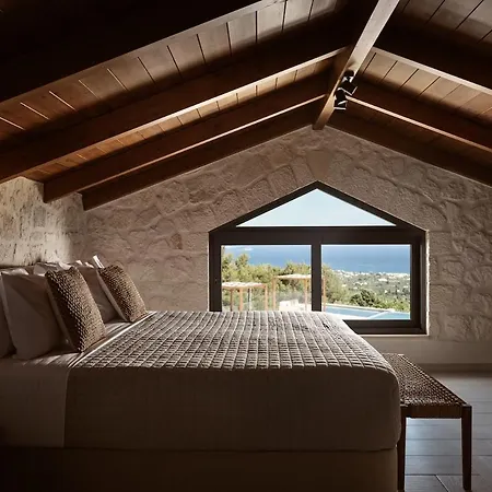 别墅 Marisia Luxury Villa, An Acre Of Endless Blue By Mindyourvilla *