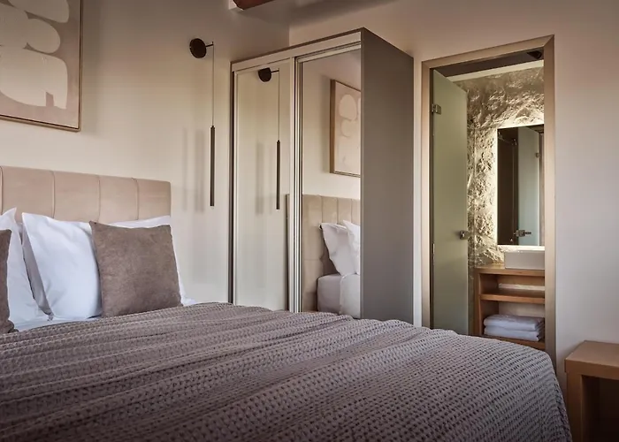 Marisia Luxury Villa, An Acre Of Endless Blue By Mindyourvilla *