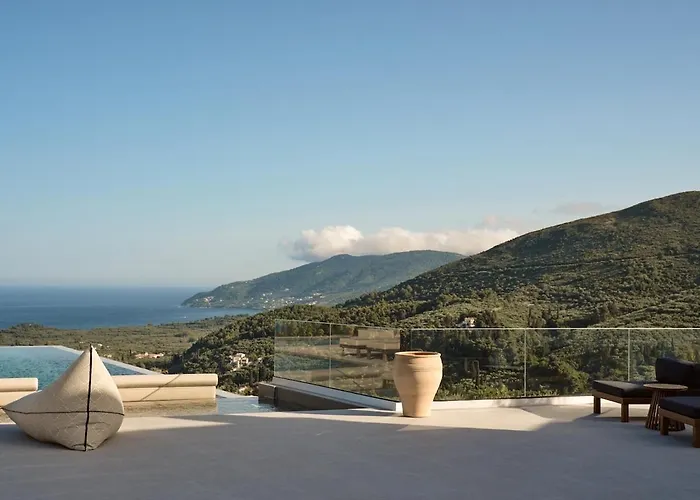 Marisia Luxury Villa, An Acre Of Endless Blue By Mindyourvilla Willa