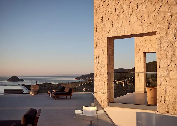 Willa Marisia Luxury Villa, An Acre Of Endless Blue By Mindyourvilla *