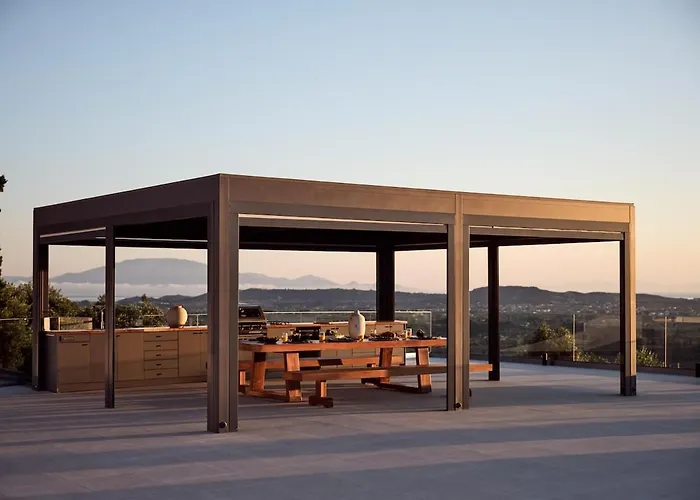 Marisia Luxury Villa, An Acre Of Endless Blue By Mindyourvilla Willa *