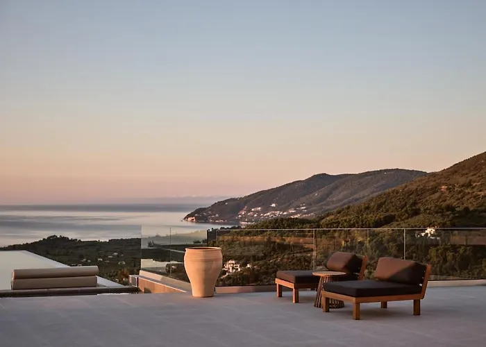 Marisia Luxury Villa, An Acre Of Endless Blue By Mindyourvilla Willa